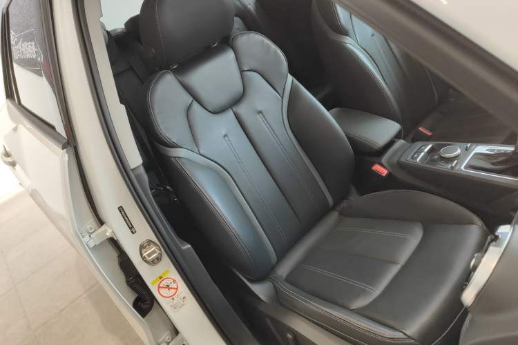 Used Audi Q2L 2024 35TFSI Fashionable and Dynamic Edition