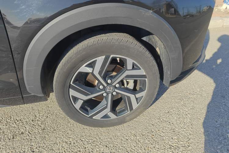 Used SOL X8 2021 300T DCT Luxury Smart Connect Edition 5 Seats