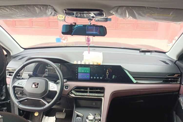 Used SOL X8 PLUS 2023 1.5 TGDI DCT Smart Edition 7-Seater