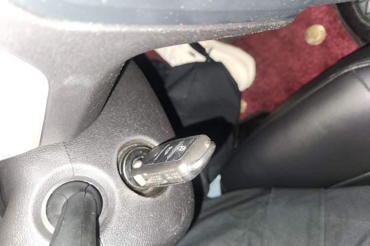 Used Volkswagen Jetta 2015 1.6L Manual Comfort Model Vehicle Key