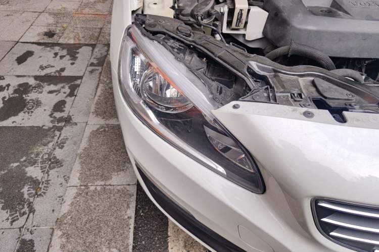 Used Volvo S60 2016 S60L T3 Smart Drive Edition
