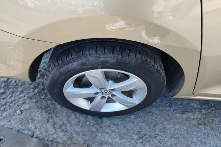 Used Volkswagen Santana 2015 1.6L Automatic Comfort Edition
