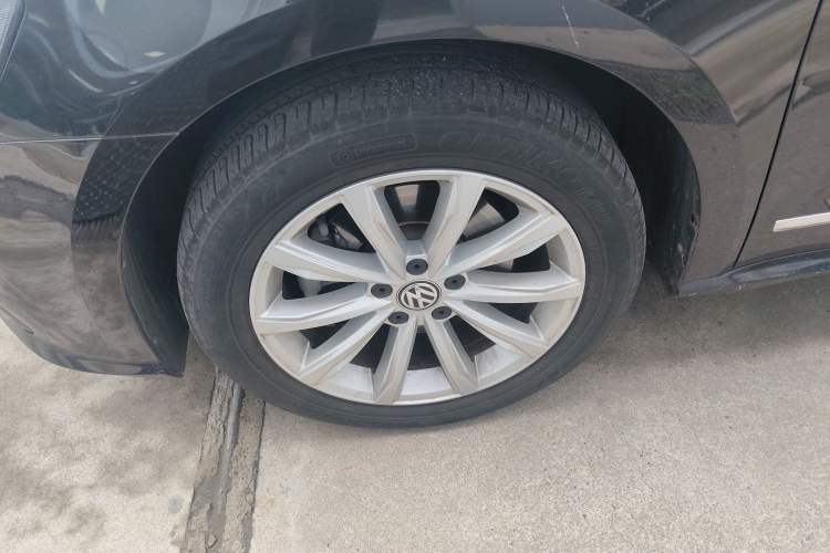 Used Volkswagen Passat 2017 330TSI DSG Luxury Edition
