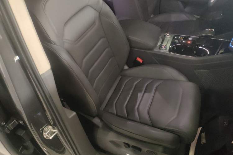 Used Volkswagen Touareg 2020 3.0 TSI Luxury Edition China VI