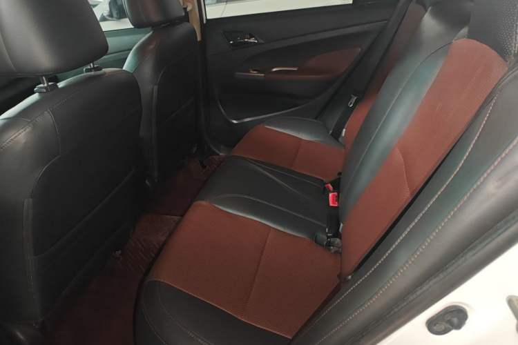 Used BYD F3 2015 Energy-Saving Edition 1.5L Automatic Luxury Model
