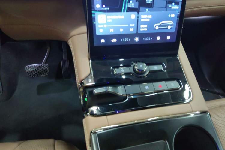 Used Nio ES8 2020 415 km Range 7-Seater Version Gear Lever