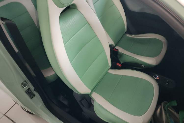 Used Wuling Hongguang MINIEV 2021 Macaron Premium Model – Lithium Iron Phosphate