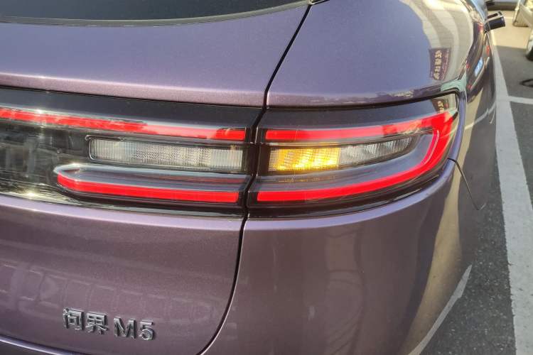 Used Hima AITO M5 2025 Extended-Range Ultra All-Wheel-Drive Version
