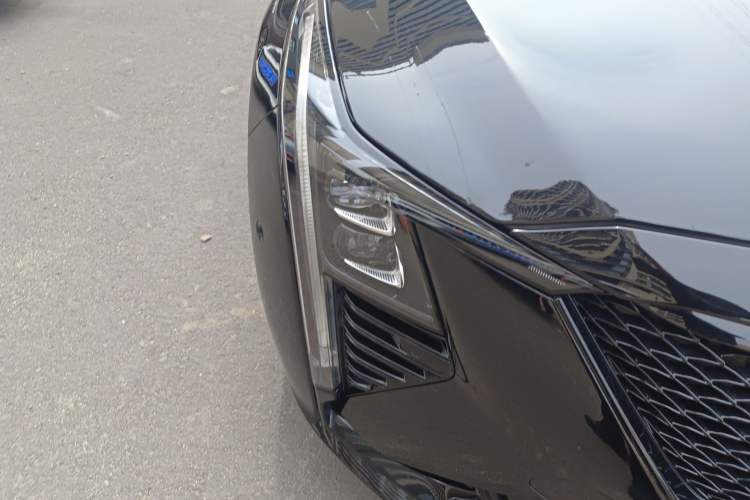 Used Cadillac CT5 2024 28T Prestige Edition Right Front Headlight