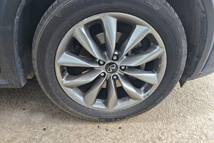 Used Infiniti QX50 2020 2.0T All-Wheel-Drive Elite Version
