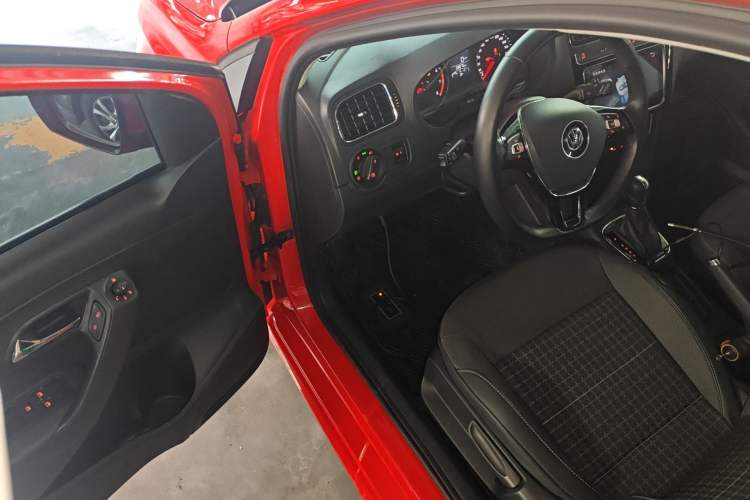 Used Volkswagen Polo 2018 1.5L Automatic Enjoyment Model Driver Seat