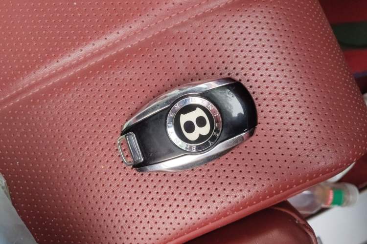 Used Bentley Bentayga  Vehicle Key