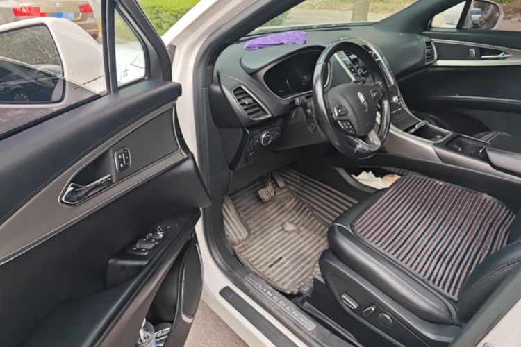 Used Lincoln MKX 2018 2.0T Two-Wheel Drive Deluxe Edition
