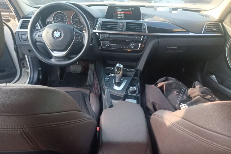 Used BMW 3 Series 2018 320Li Fashion Model Center Console