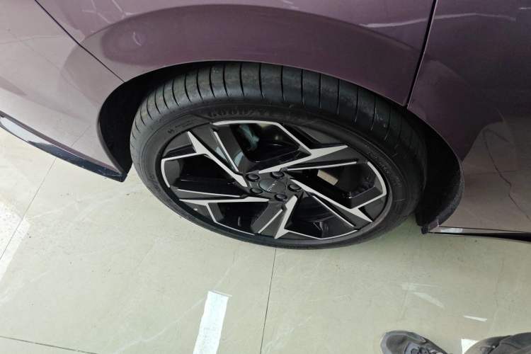 Used Lynk & Co 07 2026 Model 126 Long-Range Ultra H7