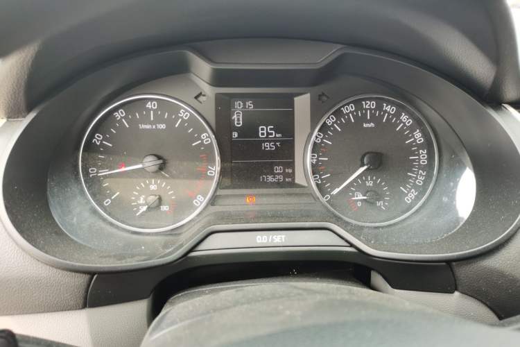 Used Skoda Octavia 2015 1.6L Manual Eado Edition