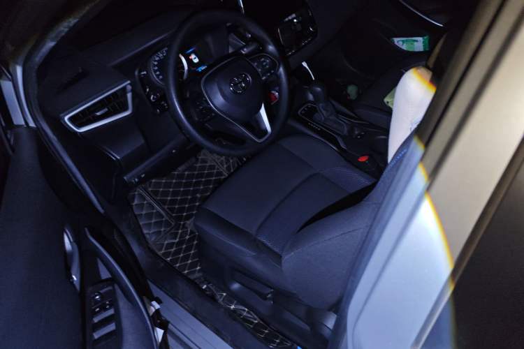 Used Toyota Levin 2019 Dual-Engine 1.8H E-CVT Sport Edition China VI Standard
