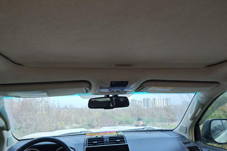 Used Toyota Prado 2010 4.0L Automatic VX
