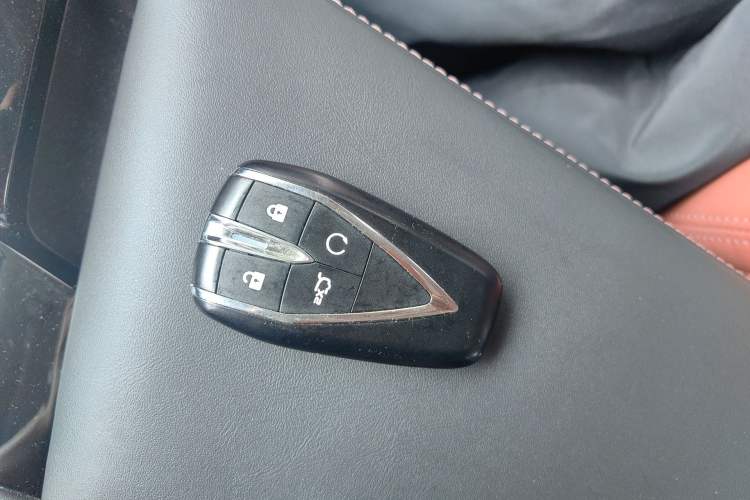 Used CHANGAN Eado 2023 Changan Edition PLUS Blue Whale NE 1.4T GDI DCT Prestige Version Vehicle Key