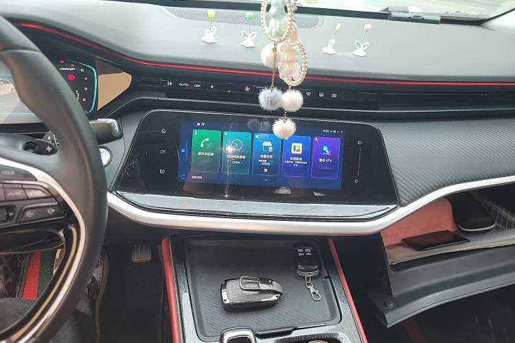 Used Dongfeng Aeolus Yixuan MAX 2021 1.5T Ultra-Stylish Trendsetter Edition Audio And AC Panel