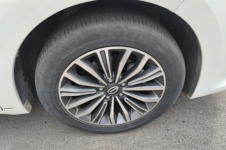 Used GAC Trumpchi M6 2019 270T DCT Luxury Edition (7-seater) China VI Right Front Wheel Hub