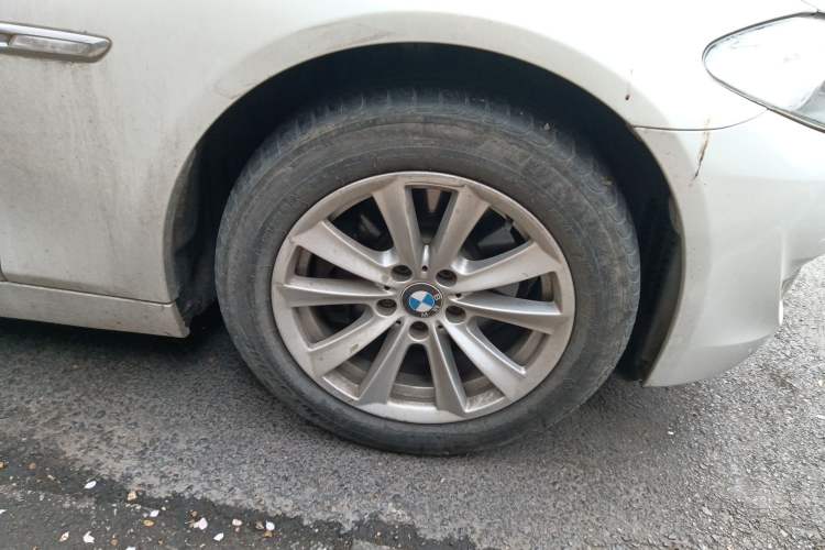 Used BMW 5 Series 2013 525Li Luxury Model