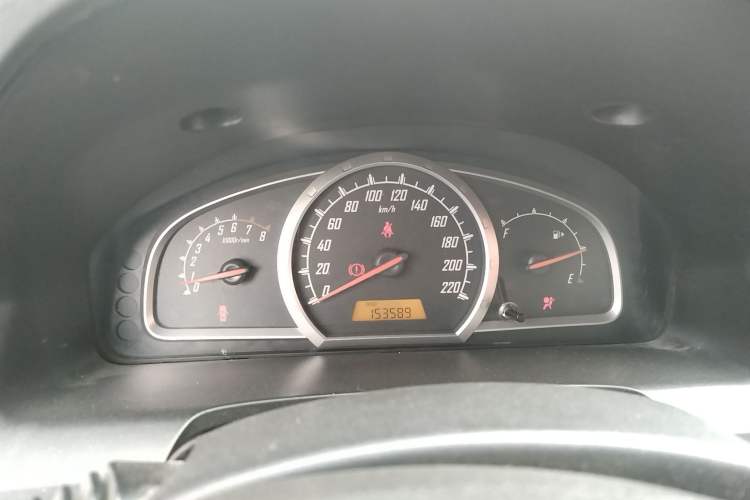 Used Baojun 630 2011 1.5L manual standard version