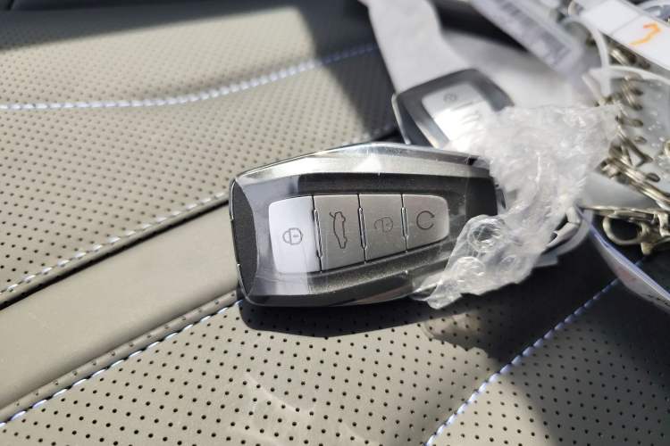 Used Geely Auto Preface 2026 Model Oriental Yao 1.5TD Fuyao Edition Vehicle Key