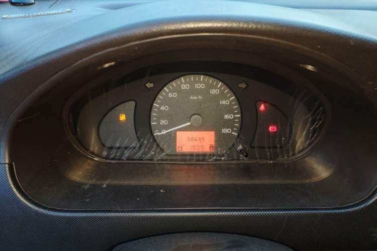 Used Wuling Rongguang 2020 1.5L Extended Basic Version China VI Standard L3C Instrument Cluster