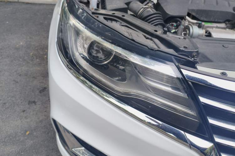 Used Roewe i6 New Energy 2017 45T Hybrid Connect & Smart Enjoyment Edition
