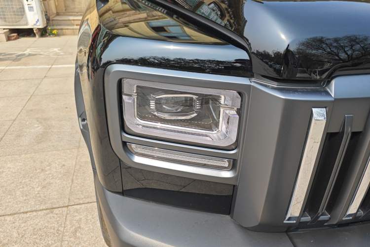 Used Haval Raptor 2025 2.0T 4WD Ultra Right Front Headlight
