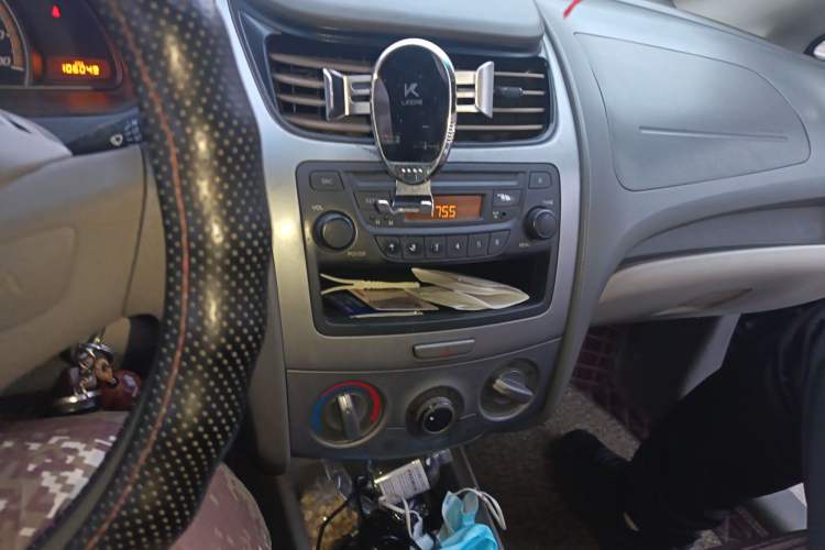 Used Chevrolet Sail 2013 Sedan 1.2L Manual Warm Edition