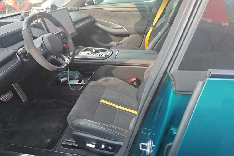 Used Xiaomi Auto SU7 Ultra 2025 Ultra Model Left Front Seat