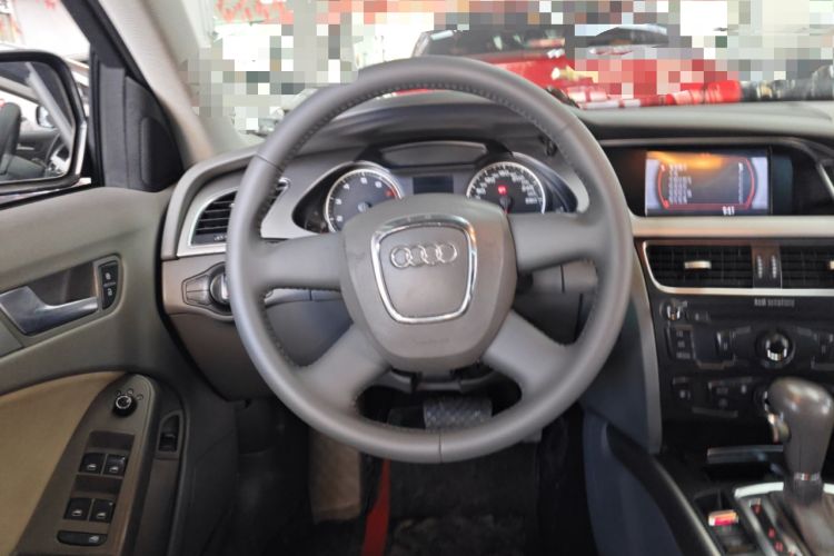 Used Audi A4L 2011 1.8 TFSI Comfort Model
