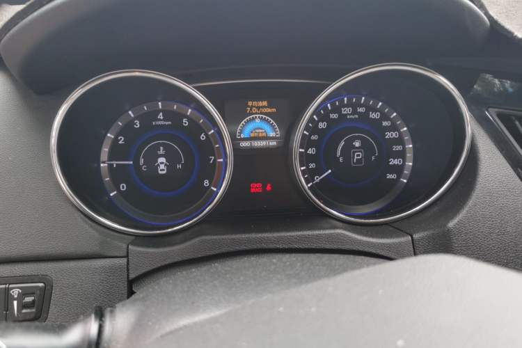 Used Hyundai Sonata 2013 2.0L Automatic Luxury Edition
