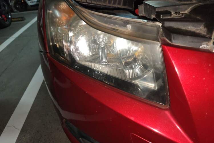 Used Chevrolet Cruze 2011 1.8L SE Automatic Right Front Headlight