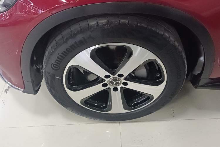 Used Mercedes-Benz GLC 2019 Facelift GLC 260 L 4MATIC Luxury Model