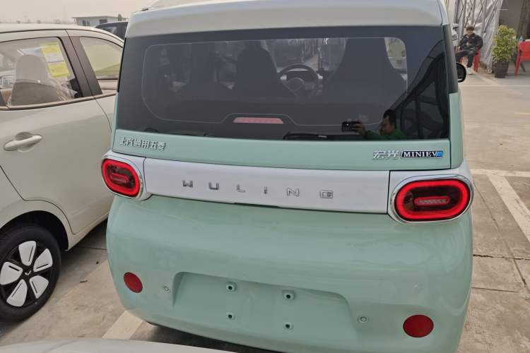 Used Wuling Hongguang MINIEV 2024 3rd Generation 215km Advanced Version
