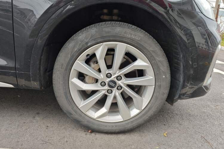 Used Audi Q5L 2022 40T Luxury Dynamic Model
