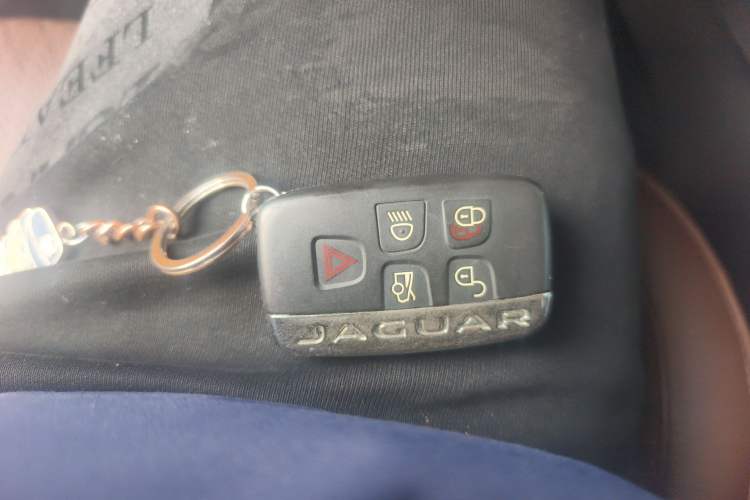 Used Jaguar XFL 2020 XFL 2.0T P250 Four-Wheel Drive Luxury Edition Interior 1