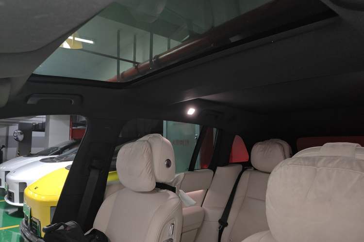 Used Li Auto L7 2023 Pro Model
