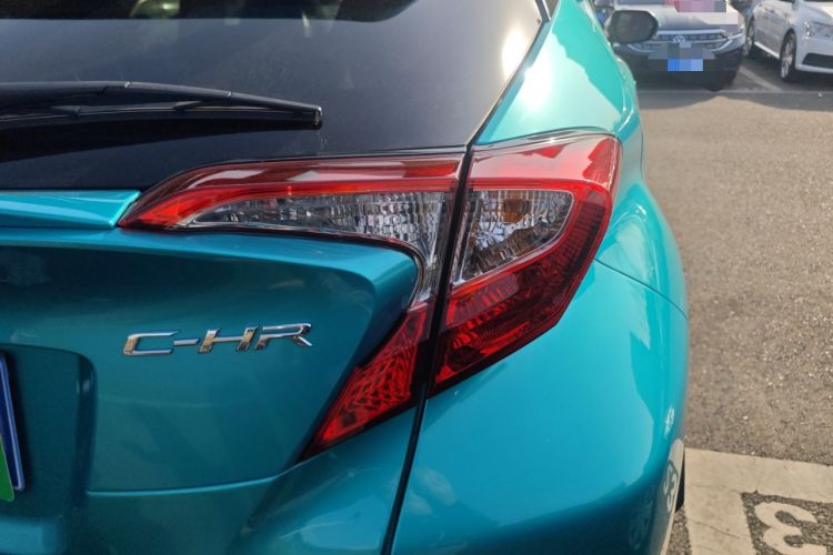 Used Toyota C-HR 2018 2.0L Leading Edition China V-standard