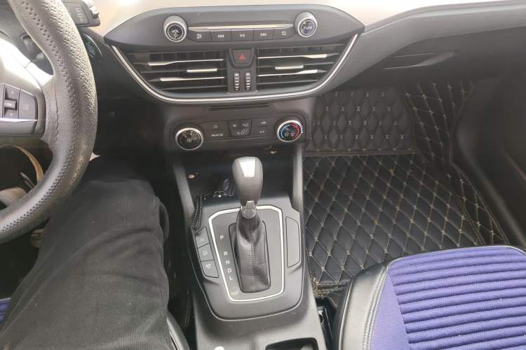 Used Ford Focus 2020 Hatchback 1.5L Automatic Sharp Edition