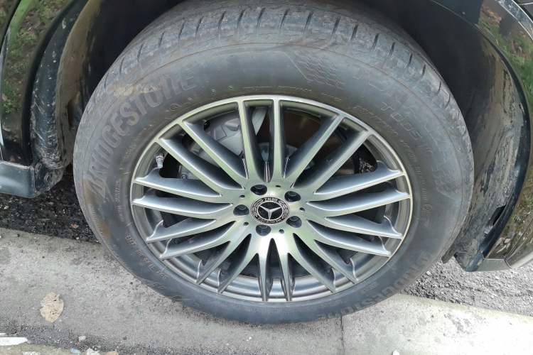 Used Mercedes-Benz GLC 2024 Refreshed GLC 300 L 4MATIC Dynamic Version 7-Seater
