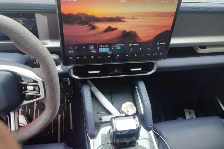 Used JETOUR Shanhai Traveler C-DM 2024 C-DM 208KM Mountain & Wilderness Edition
