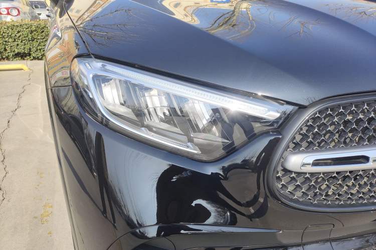 Used Mercedes-Benz GLC 2024 Refreshed GLC 300 L 4MATIC Dynamic Version 5 Seats
