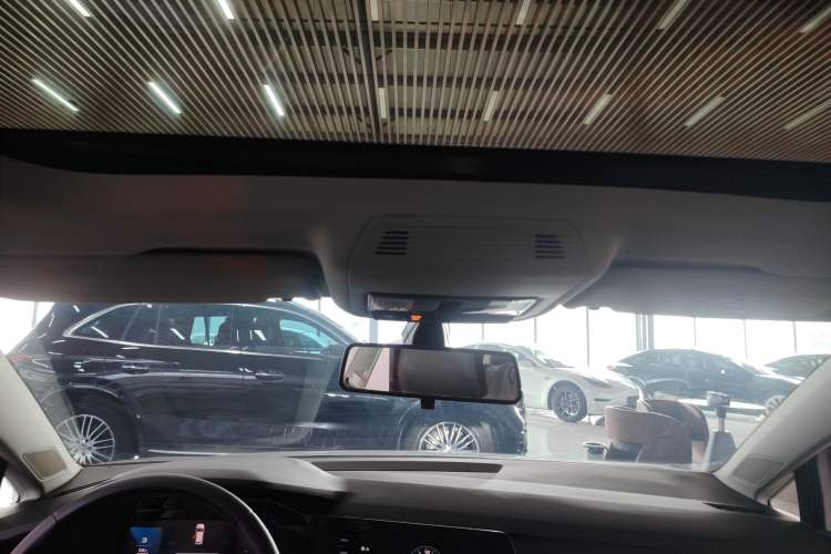 Used Volkswagen Golf 2023 Facelift 280TSI DSG Pro Headliner