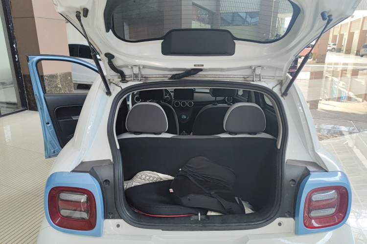 Used ORA Black Cat 2019 351 km Fun Edition