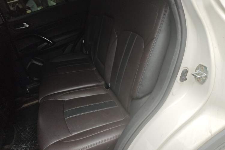 Used GAC Trumpchi GS4 2018 235T Automatic Two-Wheel Drive Luxury Smart Connectivity Millionth Anniversary Edition
