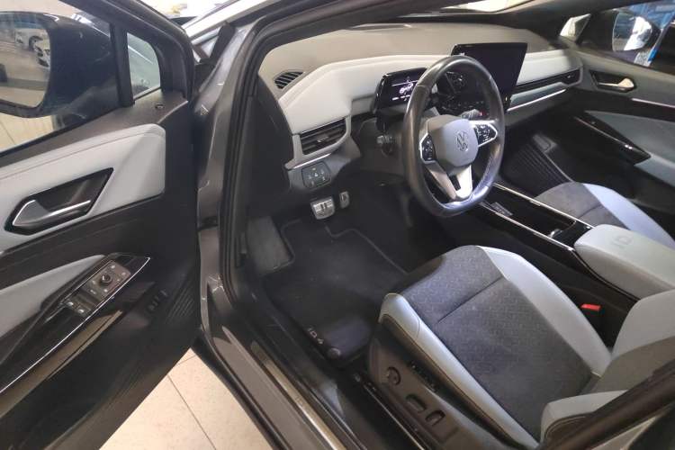 Used Volkswagen ID.4 X 2022 Smart Enjoyment Long-Range Edition